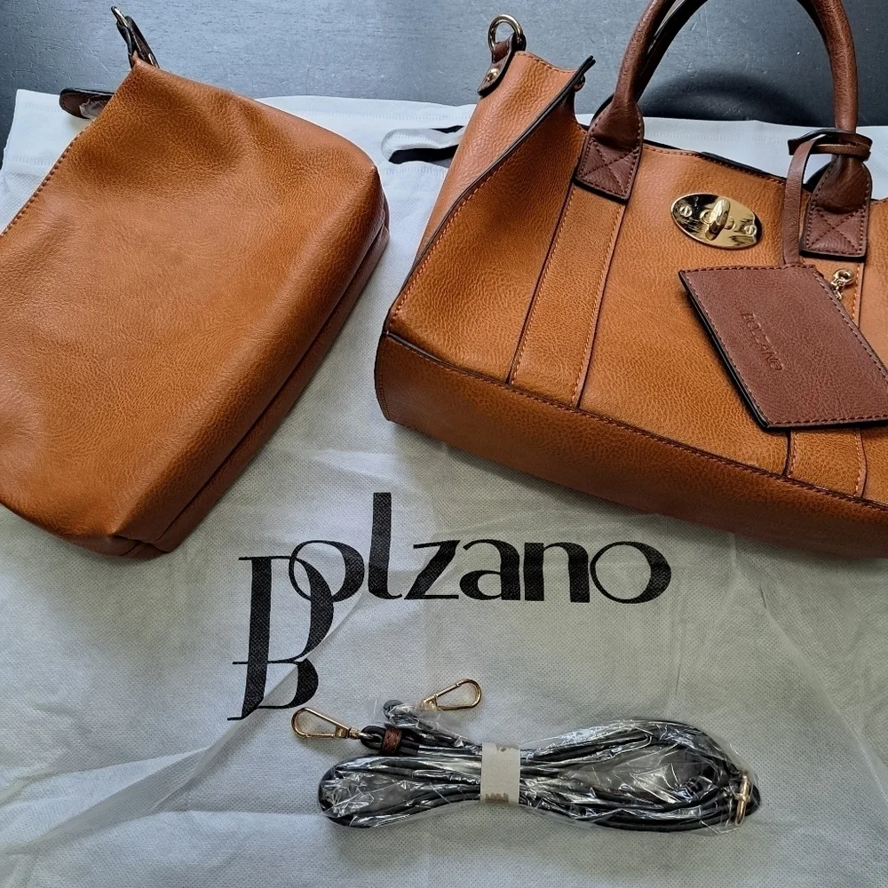 NWOT 3 in One Faux  Leather Satchel Crossbody Structured Design and Pull Out Bag
